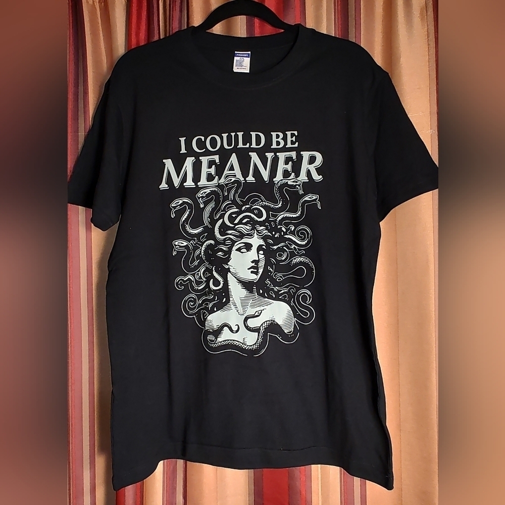 NWT Medusa GRAPHIC Tee Shirt 100% Cotton